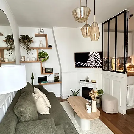 Proche Montmartre Apartment *